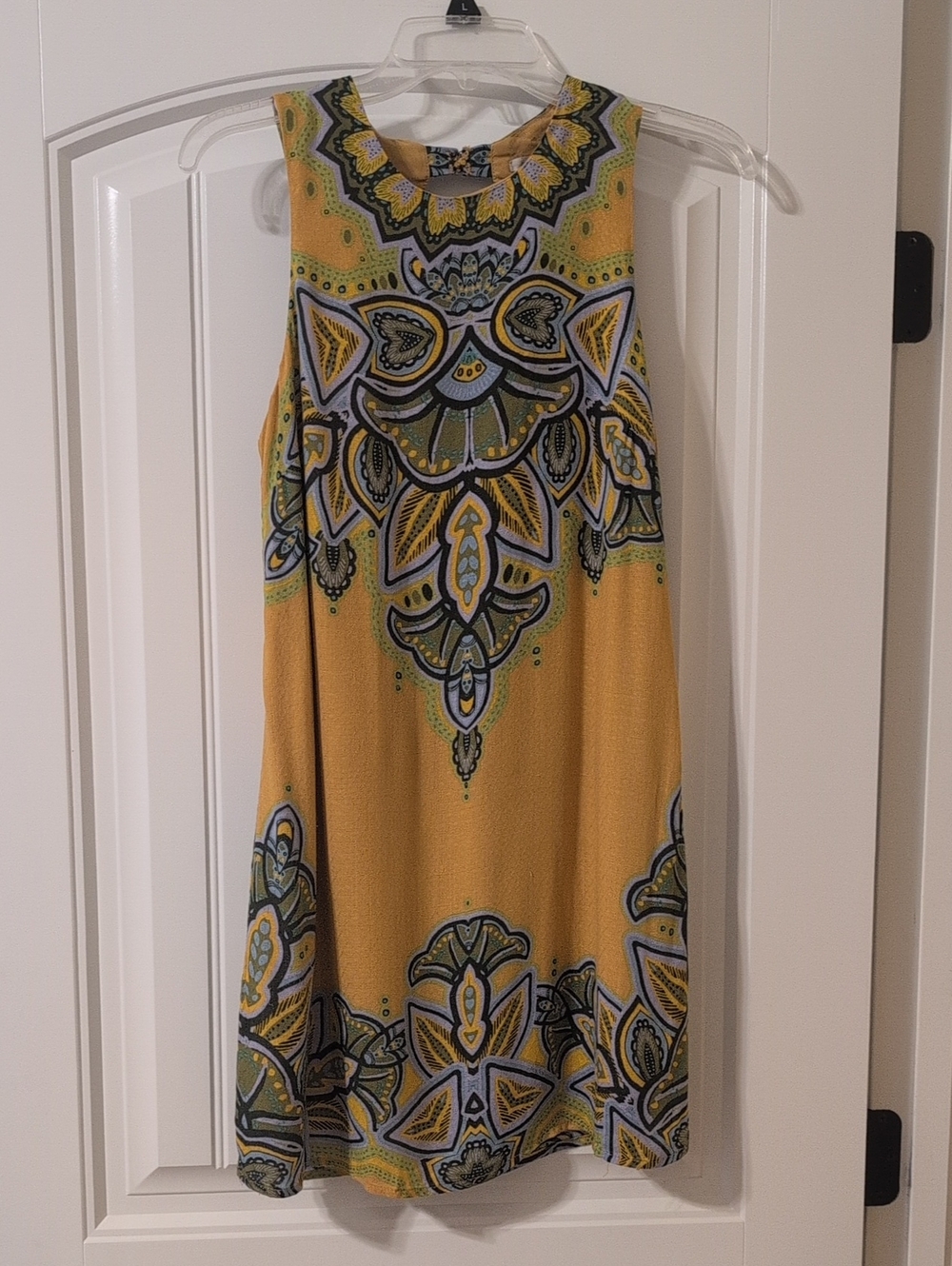 Small Ecote Keyhole Back Boho Yellow Print Dress